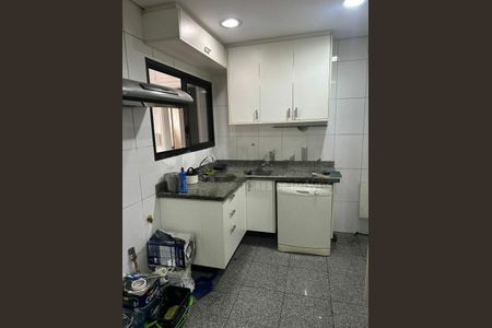 Apartamento à venda com 2 quartos, 118m² em Vila Nova Conceição, São Paulo