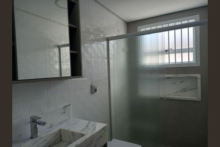 Casa à venda com 97m², 2 quartos e 1 vaga