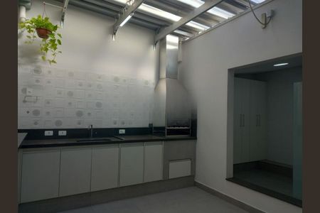 Casa à venda com 97m², 2 quartos e 1 vaga