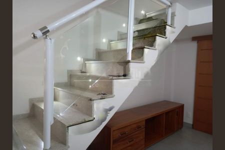 Casa à venda com 97m², 2 quartos e 1 vaga