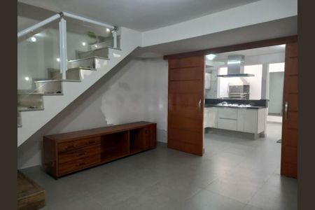 Casa à venda com 97m², 2 quartos e 1 vaga