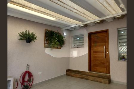 Casa à venda com 97m², 2 quartos e 1 vaga
