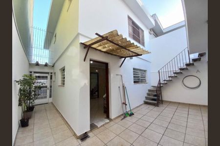 Casa à venda com 178m², 3 quartos e 2 vagas