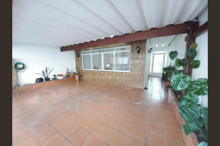 Casa à venda com 178m², 3 quartos e 2 vagas
