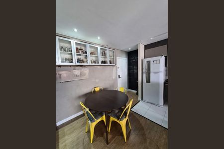 Apartamento à venda com 65m², 2 quartos e 1 vaga
