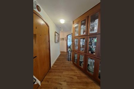 Apartamento à venda com 220m², 4 quartos e 3 vagas