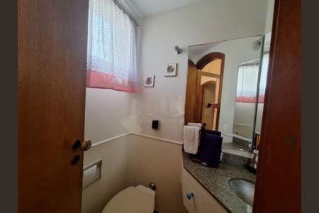 Apartamento à venda com 220m², 4 quartos e 3 vagas