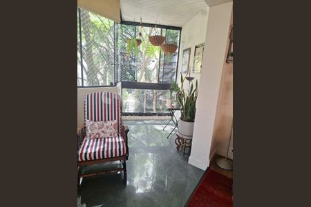 Apartamento à venda com 220m², 4 quartos e 3 vagas