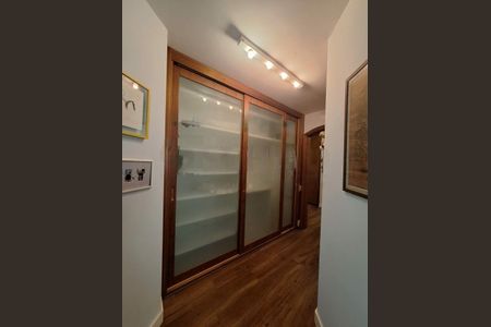 Apartamento à venda com 220m², 4 quartos e 3 vagas