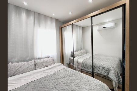 Casa de condomínio à venda com 110m², 3 quartos e 2 vagas