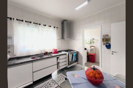 Casa de condomínio à venda com 110m², 3 quartos e 2 vagas