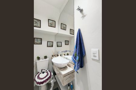 Casa de condomínio à venda com 110m², 3 quartos e 2 vagas
