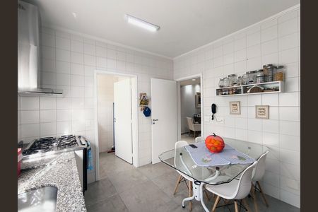 Casa de condomínio à venda com 110m², 3 quartos e 2 vagas