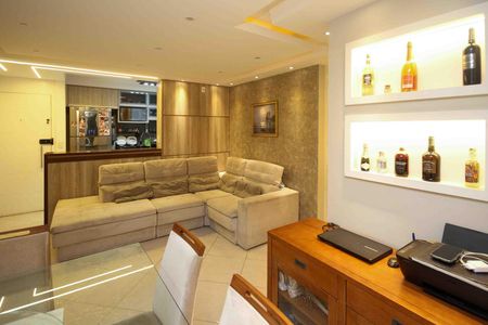 Sala de apartamento à venda com 3 quartos, 70m² em Vila Lucia, São Paulo