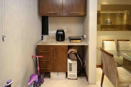 Apartamento à venda com 70m², 3 quartos e 1 vaga Apartamento à venda com 70m², 3 quartos e 1 vagaVaranda