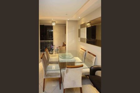 Apartamento à venda com 70m², 3 quartos e 1 vaga Apartamento à venda com 70m², 3 quartos e 1 vagaSala de Jantar