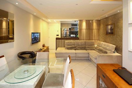 Apartamento à venda com 70m², 3 quartos e 1 vaga Apartamento à venda com 70m², 3 quartos e 1 vagaSala