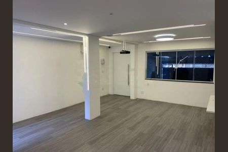 Casa à venda com 3 quartos, 250m² em Jardim Santa Cruz (Sacoma), São Paulo
