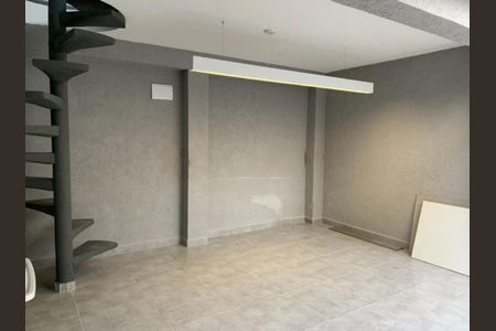 Casa à venda com 3 quartos, 250m² em Jardim Santa Cruz (Sacoma), São Paulo