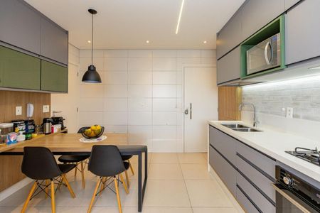 Apartamento à venda com 135m², 3 quartos e 2 vagas