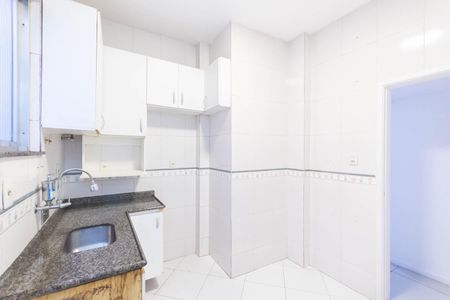 Apartamento para alugar com 65m², 2 quartos e 1 vagaCozinha