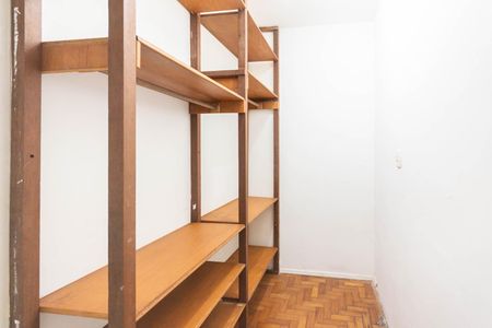 Apartamento para alugar com 65m², 2 quartos e 1 vagaCloset Suíte