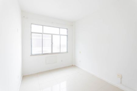 Apartamento para alugar com 65m², 2 quartos e 1 vagaSuíte