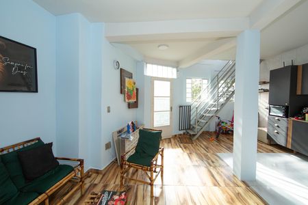 Casa à venda com 90m², 2 quartos e sem vaga Casa à venda com 90m², 2 quartos e sem vagaSALA