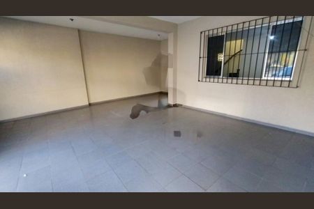 Casa à venda com 2 quartos, 142m² em Cidade Domitila, São Paulo