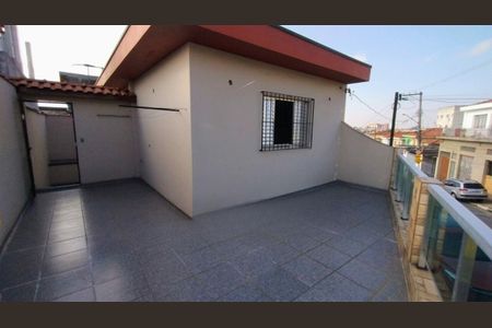 Casa à venda com 142m², 2 quartos e 2 vagas
