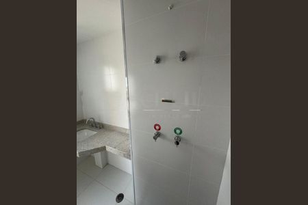 Apartamento à venda com 75m², 2 quartos e 1 vaga