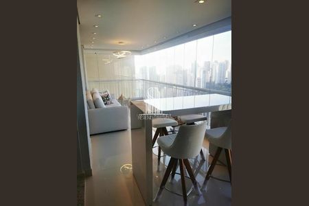 Apartamento à venda com 3 quartos, 223m² em Vila Morumbi, São Paulo