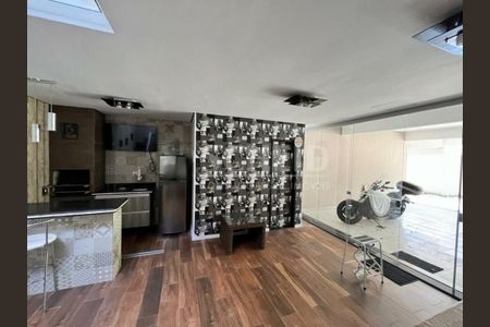 Casa à venda com 175m², 3 quartos e 4 vagas