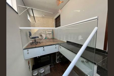Casa à venda com 175m², 3 quartos e 4 vagas