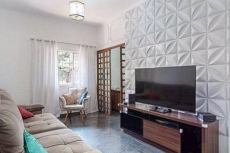 Casa à venda com 4 quartos, 220m² em Indianópolis, São Paulo