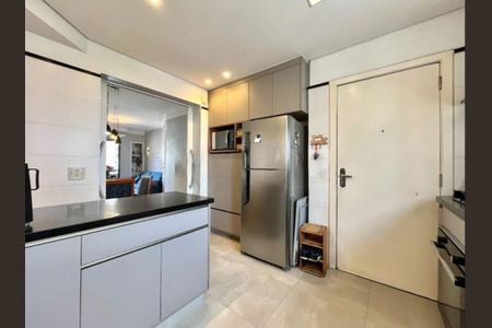 Apartamento à venda com 75m², 2 quartos e 3 vagas