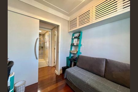 Apartamento à venda com 75m², 2 quartos e 3 vagas