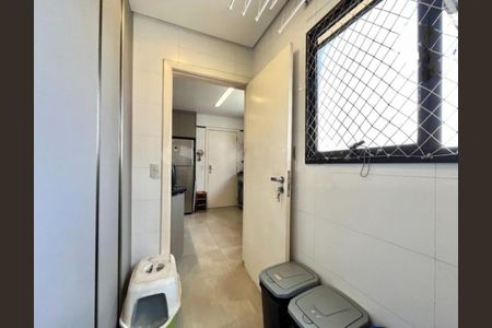 Apartamento à venda com 75m², 2 quartos e 3 vagas