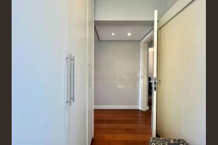 Apartamento à venda com 75m², 2 quartos e 3 vagas