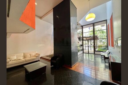 Apartamento à venda com 75m², 2 quartos e 3 vagas