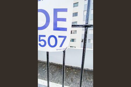Apartamento à venda com 53m², 2 quartos e 1 vaga Apartamento à venda com 53m², 2 quartos e 1 vagaPlaca