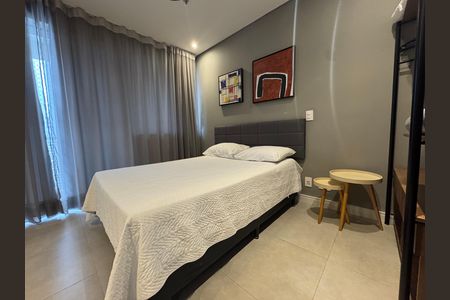 Studio para alugar com 34m², 1 quarto e 1 vaga Studio para alugar com 34m², 1 quarto e 1 vagaQuarto