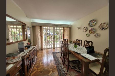 Casa à venda com 4 quartos, 282m² em Campo Belo, São Paulo