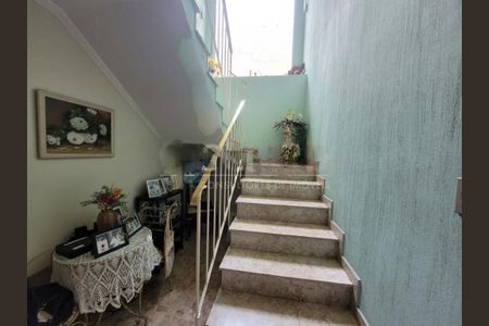 Casa à venda com 282m², 4 quartos e 4 vagas