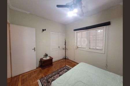Casa à venda com 282m², 4 quartos e 4 vagas