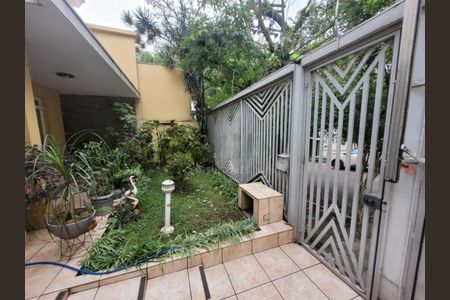 Casa à venda com 282m², 4 quartos e 4 vagas