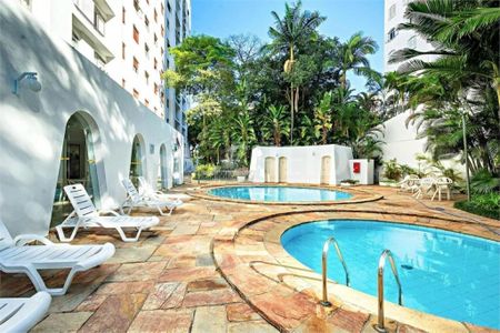 Apartamento à venda com 3 quartos, 127m² em Vila Sofia, São Paulo