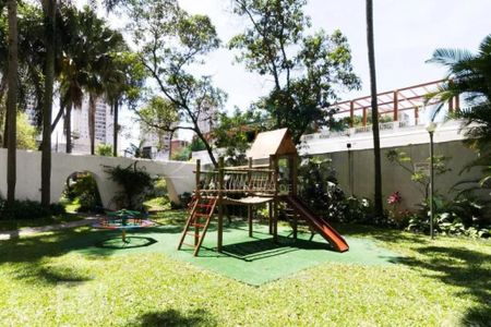Apartamento à venda com 3 quartos, 127m² em Vila Sofia, São Paulo