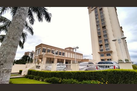 Apartamento para alugar com 78m², 2 quartos e 2 vagas Apartamento para alugar com 78m², 2 quartos e 2 vagasFachada