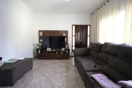 Sala de casa à venda com 3 quartos, 290m² em Utinga, Santo André